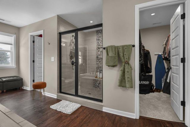 8427 Chesapeake Way NW, Pickerington, OH 43147