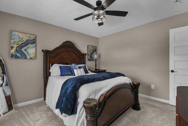 8427 Chesapeake Way NW, Pickerington, OH 43147