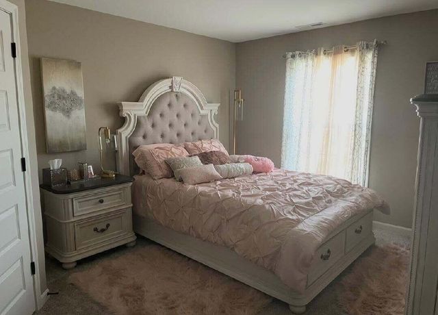 8427 Chesapeake Way NW, Pickerington, OH 43147