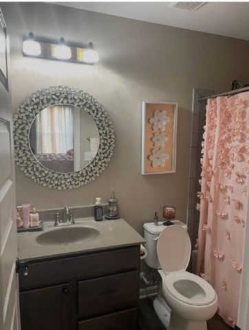 8427 Chesapeake Way NW, Pickerington, OH 43147