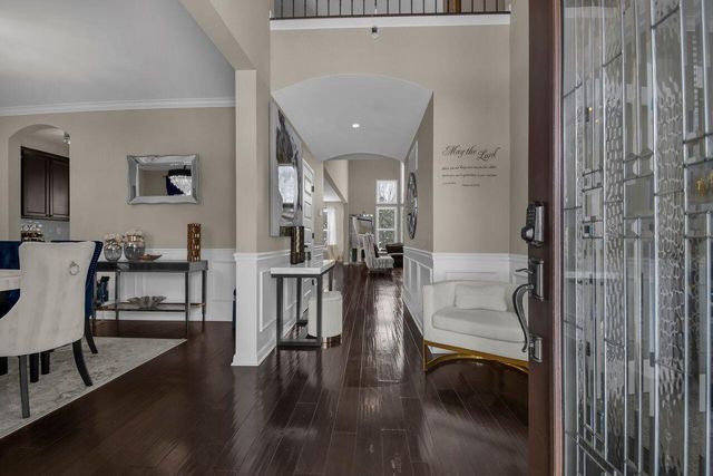 8427 Chesapeake Way NW, Pickerington, OH 43147