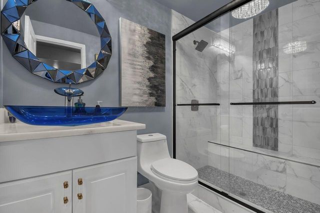 8427 Chesapeake Way NW, Pickerington, OH 43147