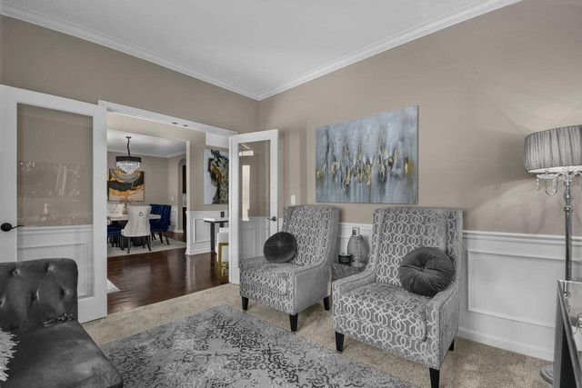 8427 Chesapeake Way NW, Pickerington, OH 43147