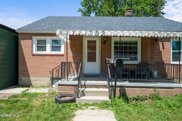 709 Maplewood Street, Delta, OH 43515