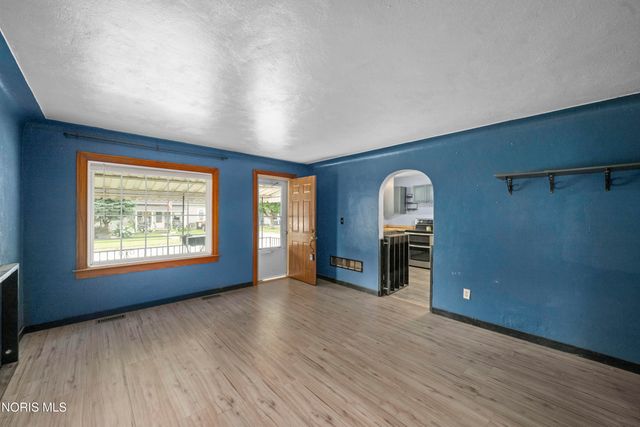 709 Maplewood Street, Delta, OH 43515