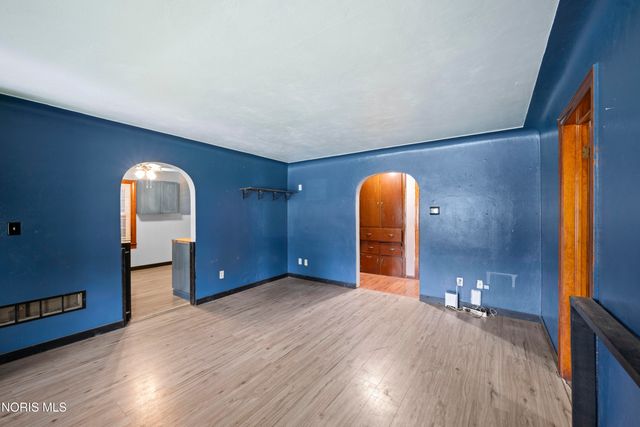 709 Maplewood Street, Delta, OH 43515