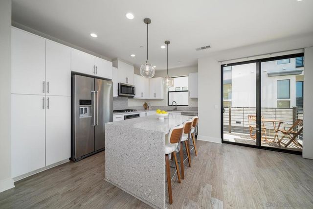 8309 Distinctive, San Diego, CA 92108