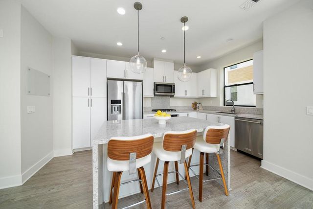 8309 Distinctive, San Diego, CA 92108