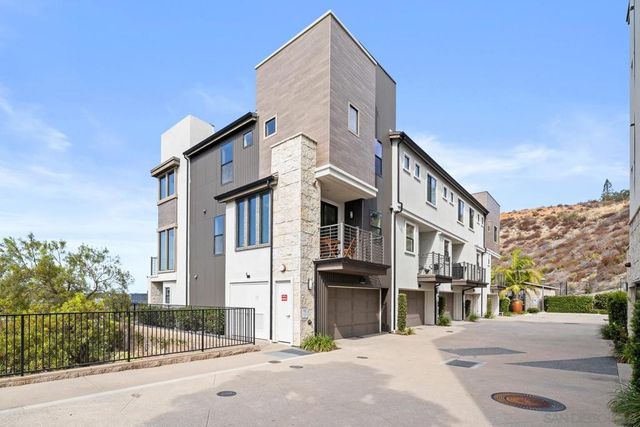 8309 Distinctive, San Diego, CA 92108