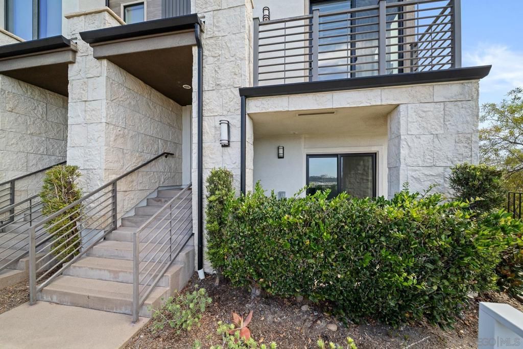 8309 Distinctive, San Diego, CA 92108