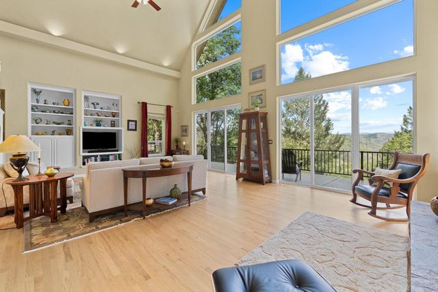 1880 Buck Ridge Ct, Colfax, CA 95713
