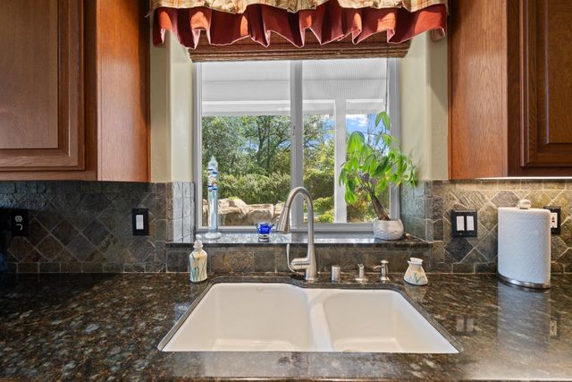 1880 Buck Ridge Ct, Colfax, CA 95713
