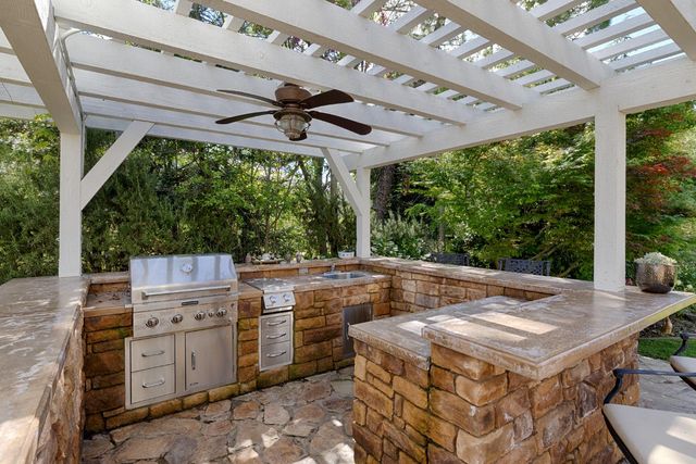 1880 Buck Ridge Ct, Colfax, CA 95713