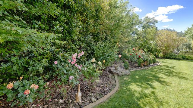 1880 Buck Ridge Ct, Colfax, CA 95713