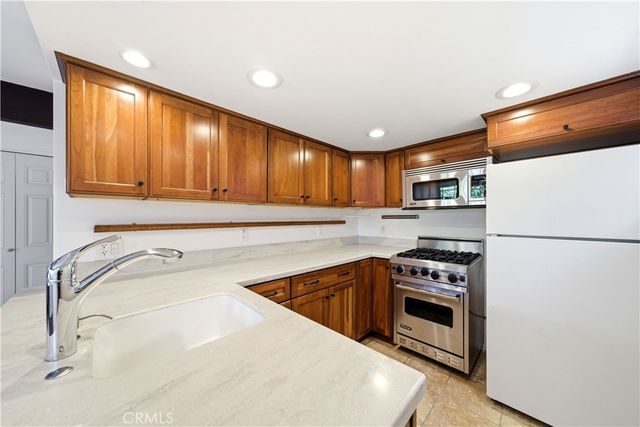 1601 Van Horne Lane, Redondo Beach, CA 90278
