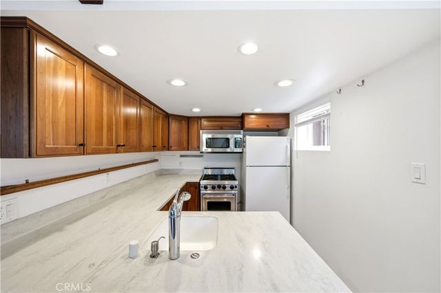 1601 Van Horne Lane, Redondo Beach, CA 90278
