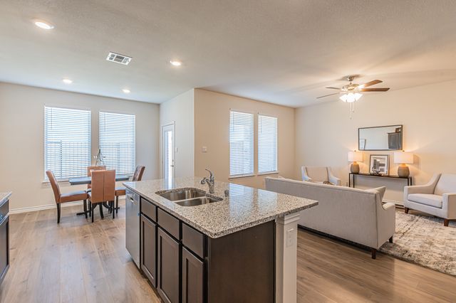 736 Thorn Creek Drive, Anna, TX 75409