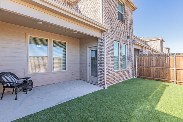 736 Thorn Creek Drive, Anna, TX 75409