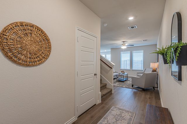 736 Thorn Creek Drive, Anna, TX 75409