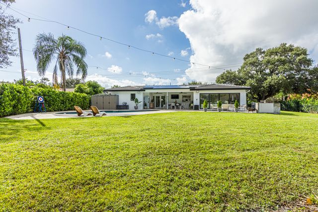 1049 W Palmetto Park Road S, Boca Raton, FL 33486