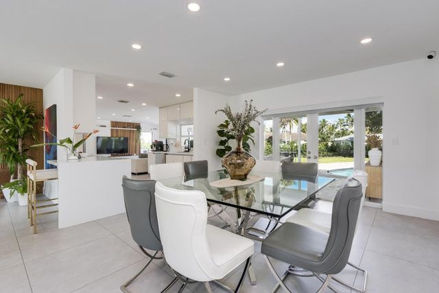 1049 W Palmetto Park Road S, Boca Raton, FL 33486