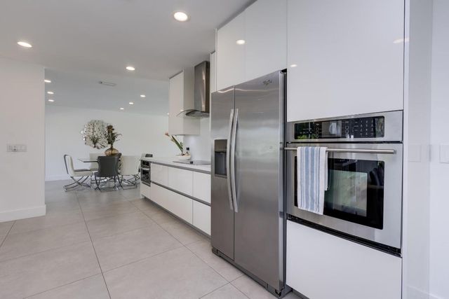 1049 W Palmetto Park Road S, Boca Raton, FL 33486