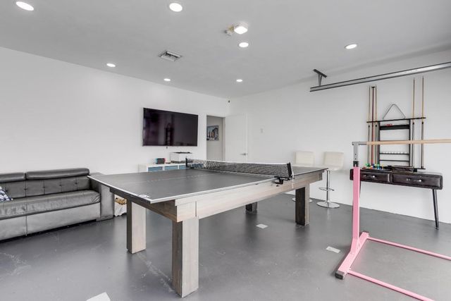 1049 W Palmetto Park Road S, Boca Raton, FL 33486