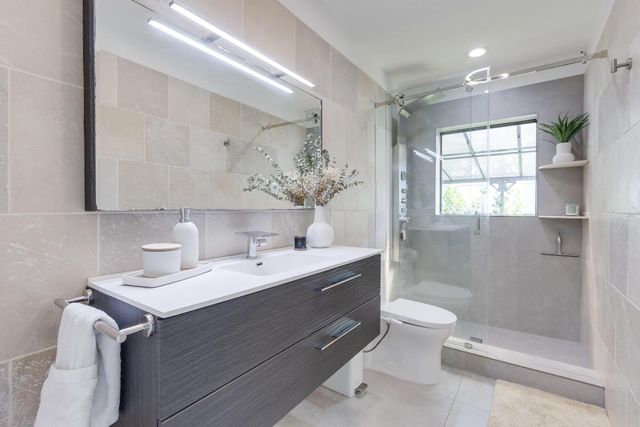 1049 W Palmetto Park Road S, Boca Raton, FL 33486