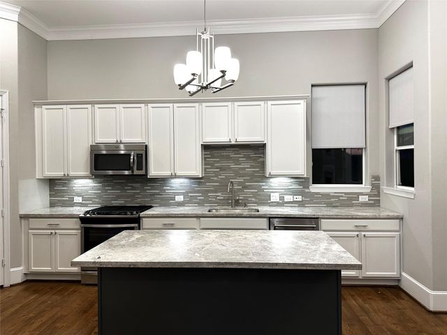 1621 Shearn Street, Houston, TX 77007