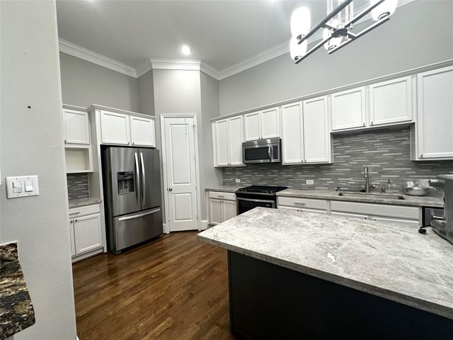 1621 Shearn Street, Houston, TX 77007
