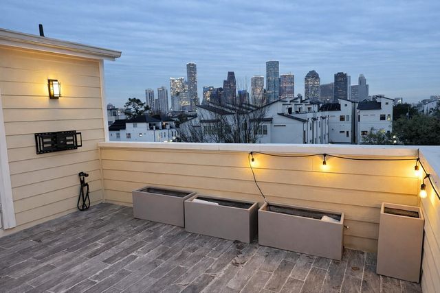 1621 Shearn Street, Houston, TX 77007