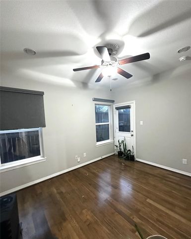 1621 Shearn Street, Houston, TX 77007
