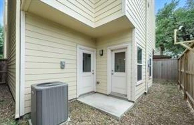 1621 Shearn Street, Houston, TX 77007