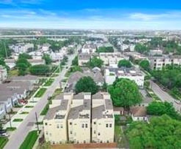1621 Shearn Street, Houston, TX 77007