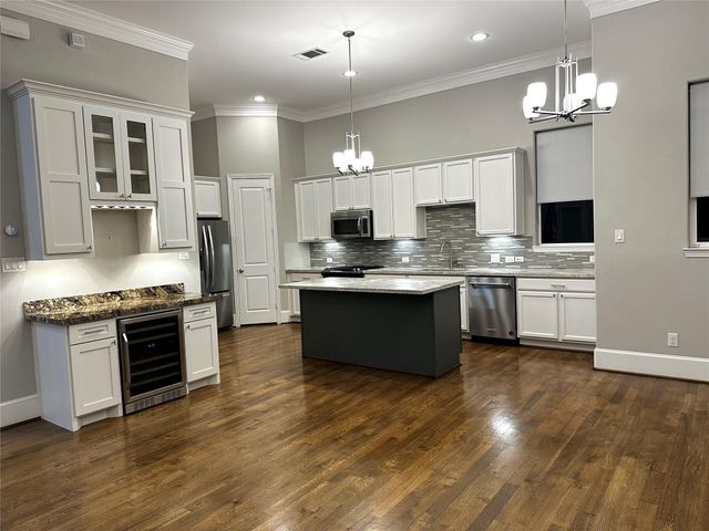 1621 Shearn Street, Houston, TX 77007