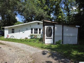 1717 N 4th, Quincy, IL 62301