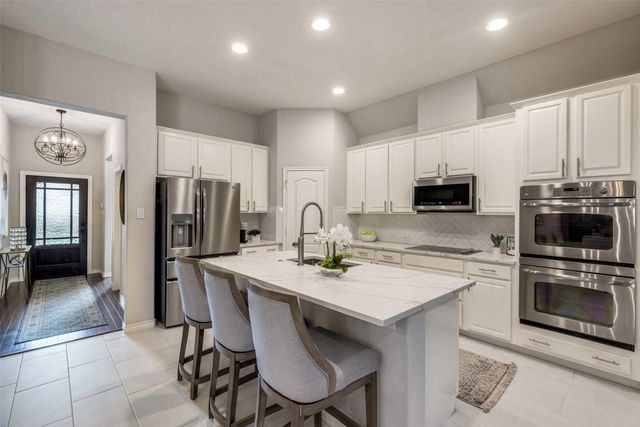 9914 Boyton Canyon Road, Frisco, TX 75035