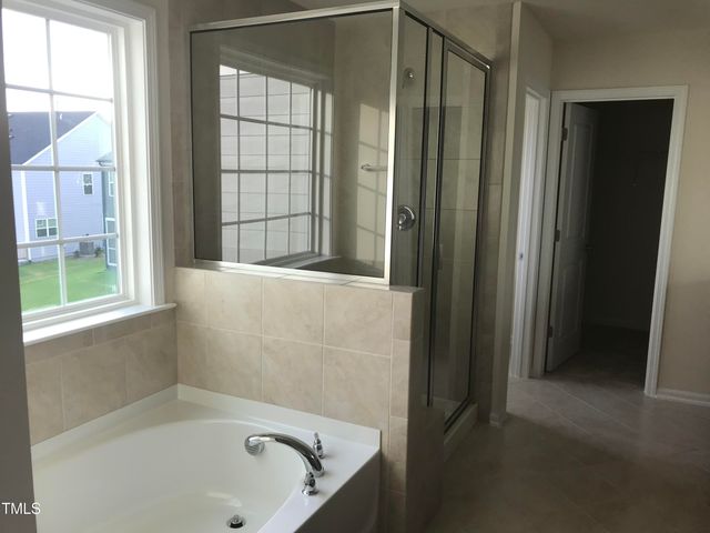2413 Fillmore Hall Lane, Apex, NC 27523