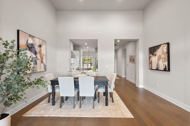 8200 Southwest PKWY 403, Austin, TX 78735