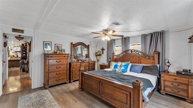 12 WOODLAND CIRCLE, Haines City, FL 33844