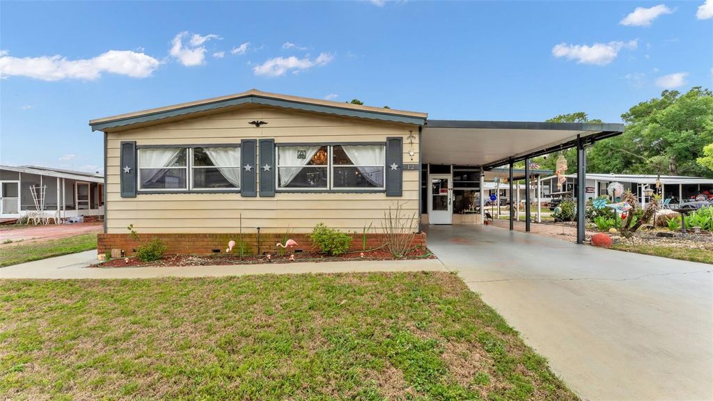 12 WOODLAND CIRCLE, Haines City, FL 33844