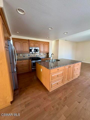 4775 Via Cuppertino, Camarillo, CA 93012