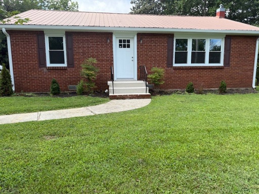 218 Roosevelt Rd, Mcminnville, TN 37110