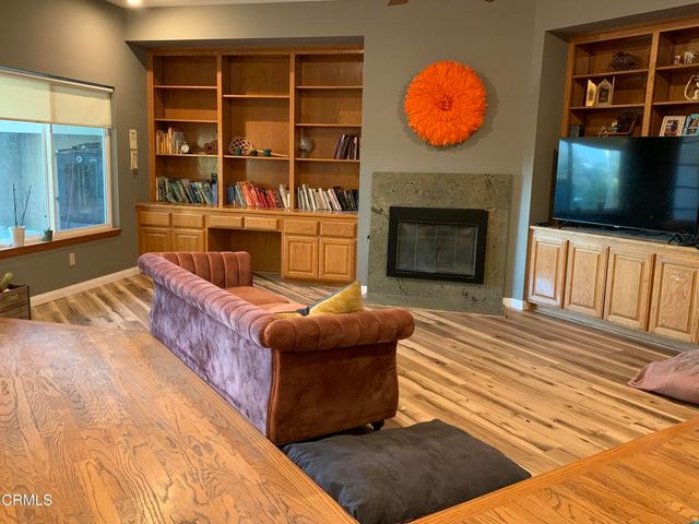 809 Woodgrove Road, Fillmore, CA 93015