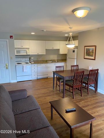 510 Little River Farm Boulevard B104, Carthage, NC 28327