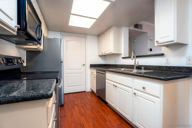 12015 Alta Carmel Ct 306, San Diego, CA 92128