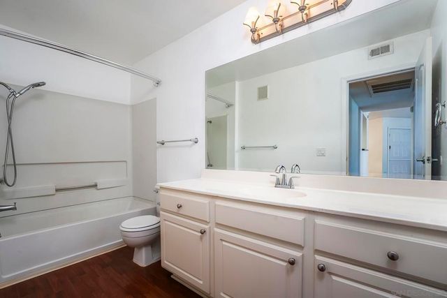 12015 Alta Carmel Ct 306, San Diego, CA 92128