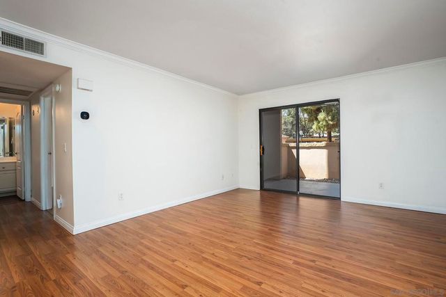 12015 Alta Carmel Ct 306, San Diego, CA 92128