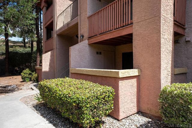12015 Alta Carmel Ct 306, San Diego, CA 92128