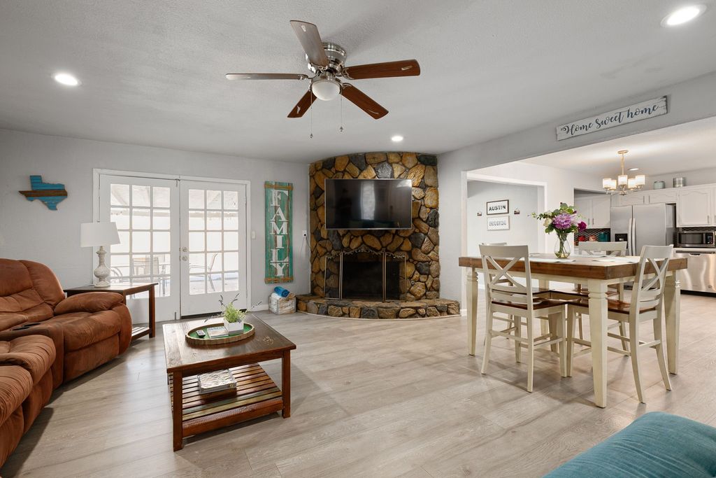 1205 Denmark Street, Grand Prairie, TX 75050 — exterior